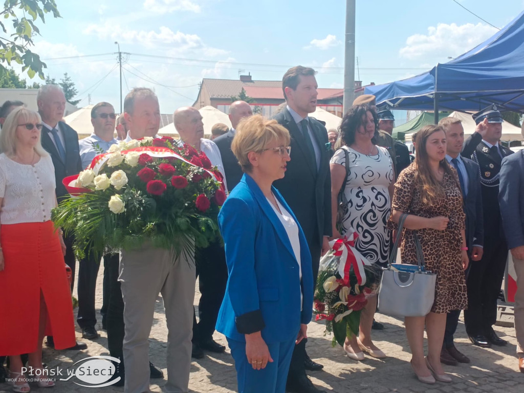 Uroczyste odsłonięcie pomnika w Sochocinie