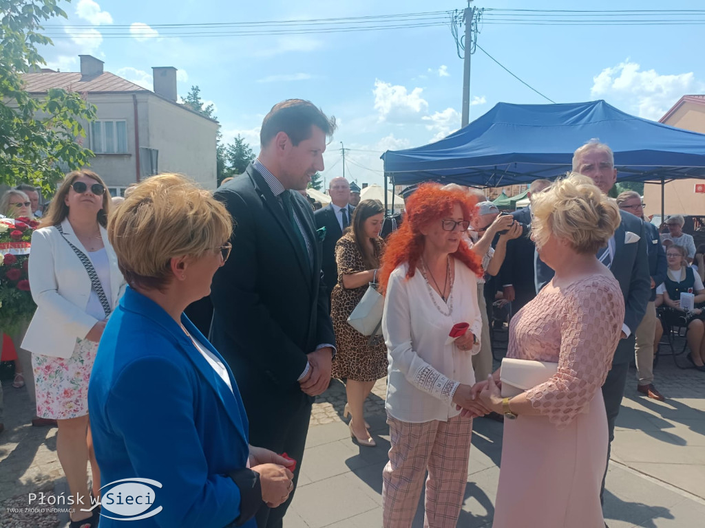 Uroczyste odsłonięcie pomnika w Sochocinie