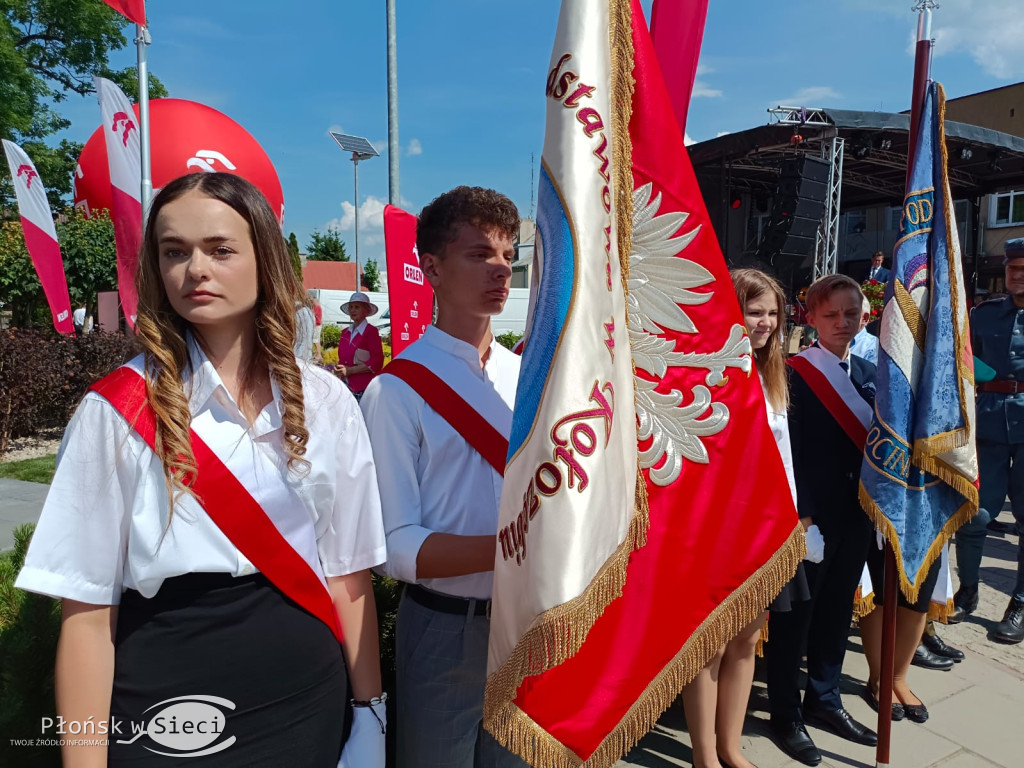 Uroczyste odsłonięcie pomnika w Sochocinie