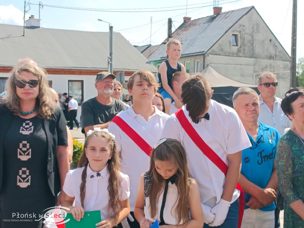 Uroczyste odsłonięcie pomnika w Sochocinie