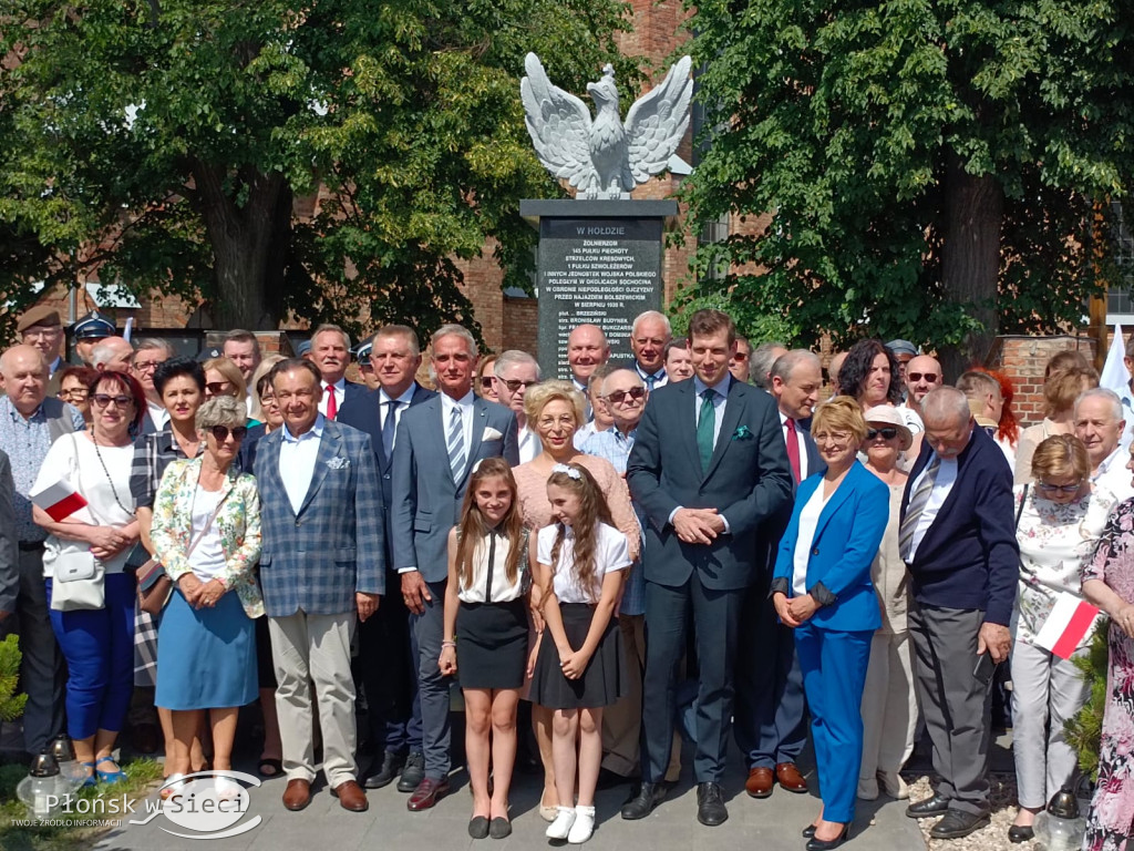 Uroczyste odsłonięcie pomnika w Sochocinie