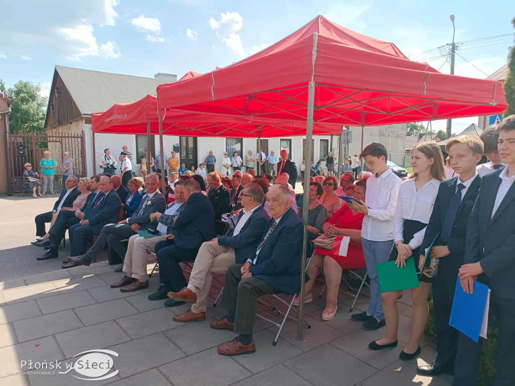 Uroczyste odsłonięcie pomnika w Sochocinie