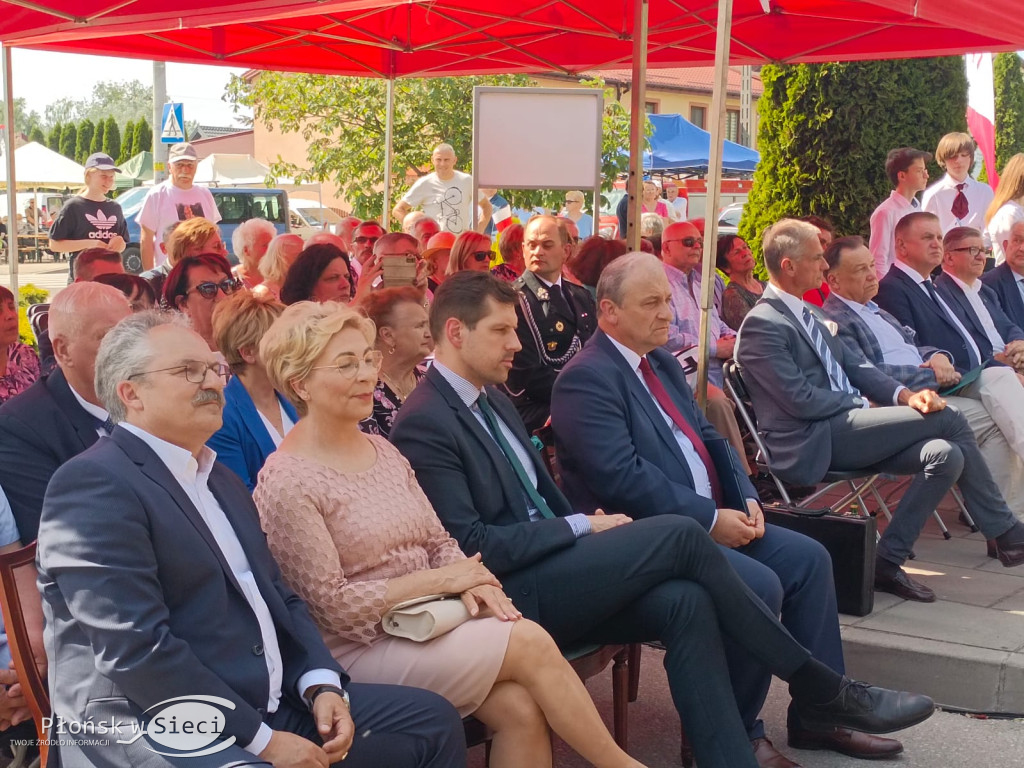 Uroczyste odsłonięcie pomnika w Sochocinie
