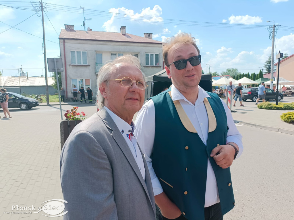 Uroczyste odsłonięcie pomnika w Sochocinie