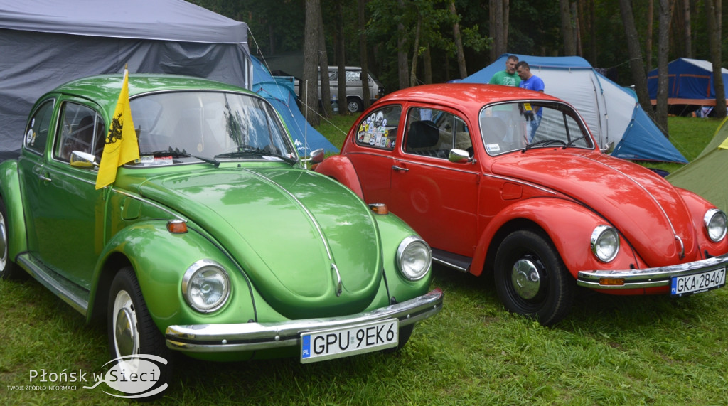 Motoryzacyjna impreza na plaży w Zawadach