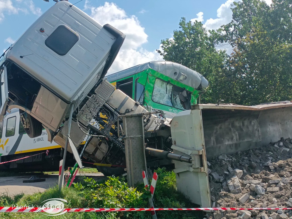 Zderzenie szynobusa z ciężarówką