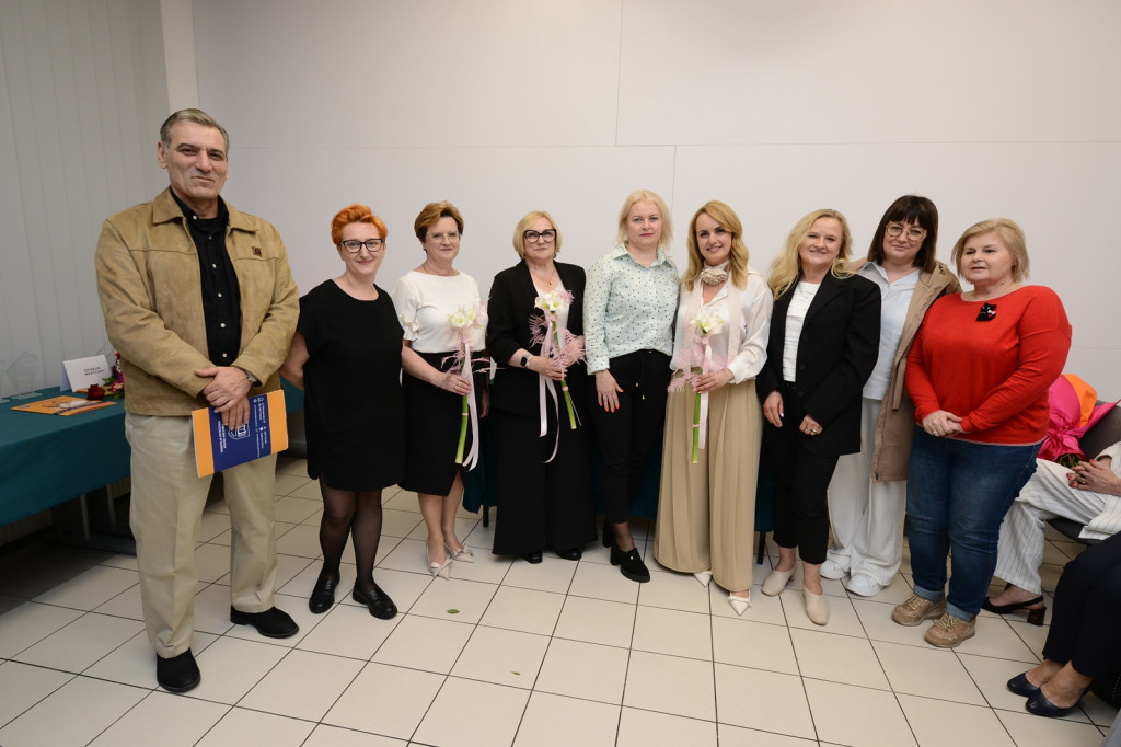 Ukończyli płońską szkołę policealną