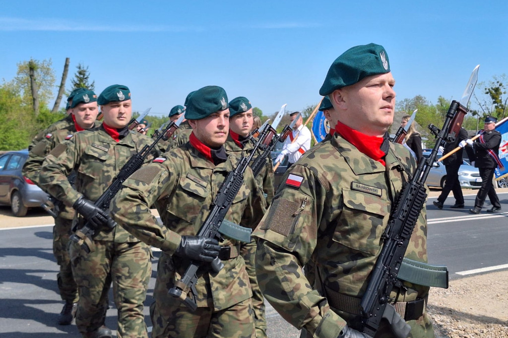 Pamięci por. Mieczysława Salamonowicza