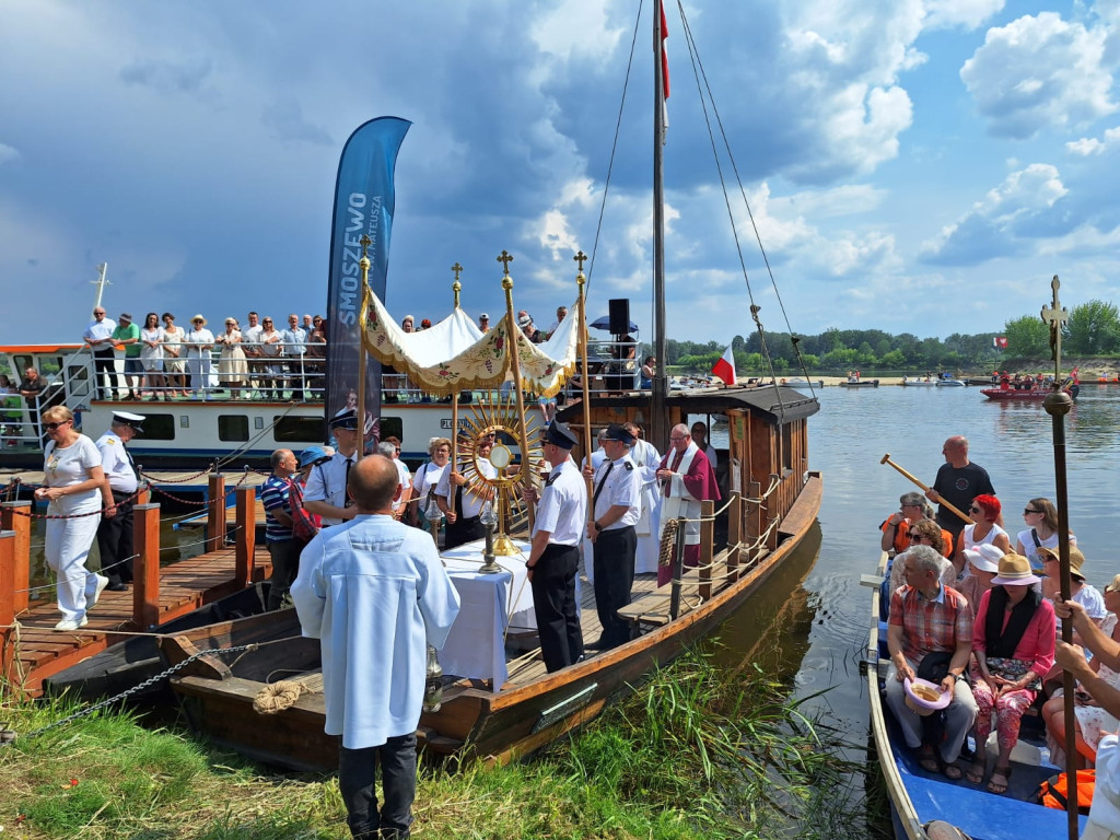 Wiślana Procesja Eucharystyczna 2024