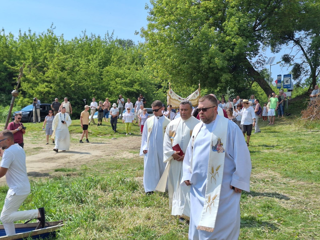 Wiślana Procesja Eucharystyczna 2024