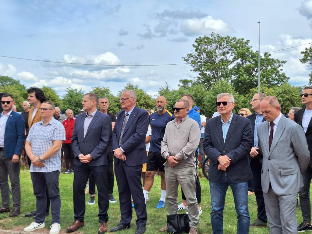 Podpisano umowę na budowę stadionu!