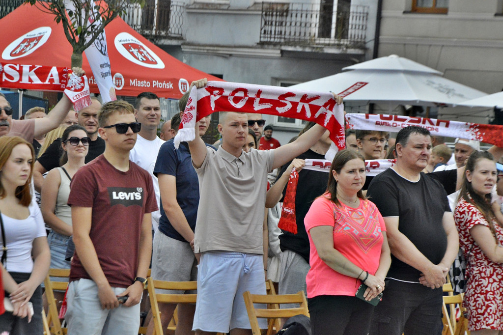 Obejrzeli mecz Polaków w płońskiej strefie kibica