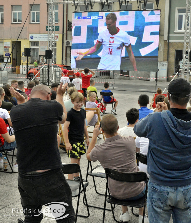 Obejrzeli mecz Polaków w płońskiej strefie kibica