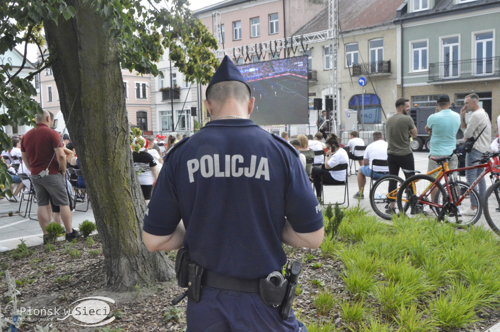 Obejrzeli mecz Polaków w płońskiej strefie kibica