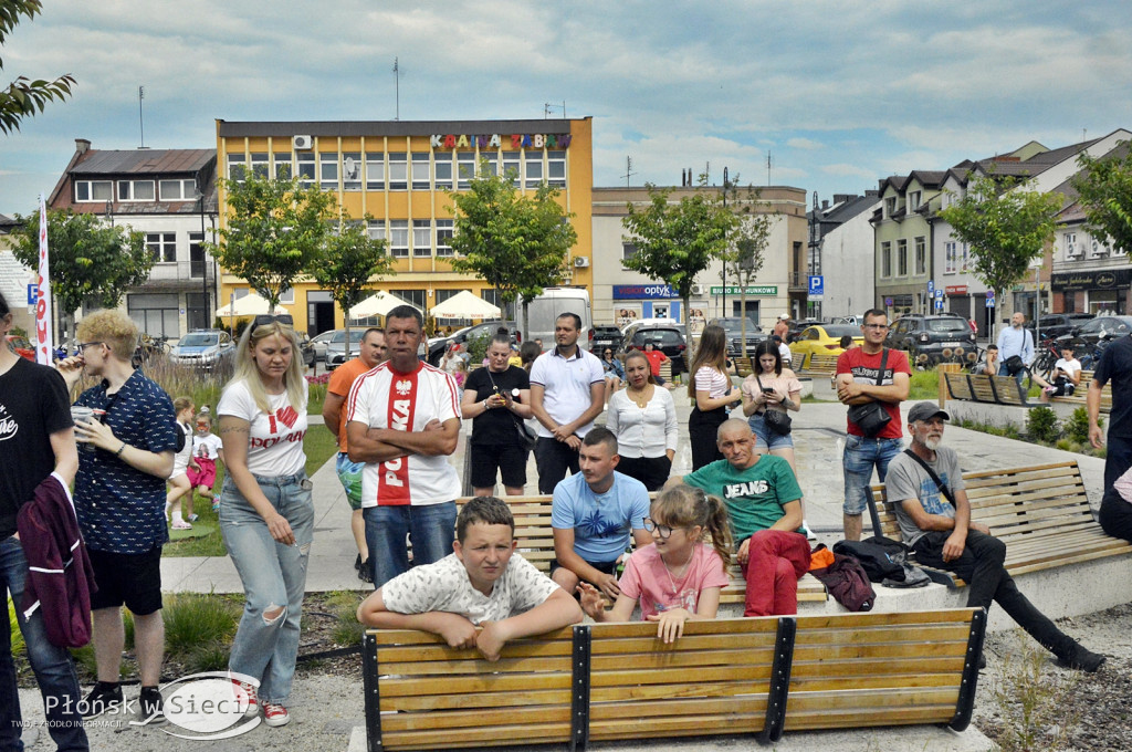 Obejrzeli mecz Polaków w płońskiej strefie kibica