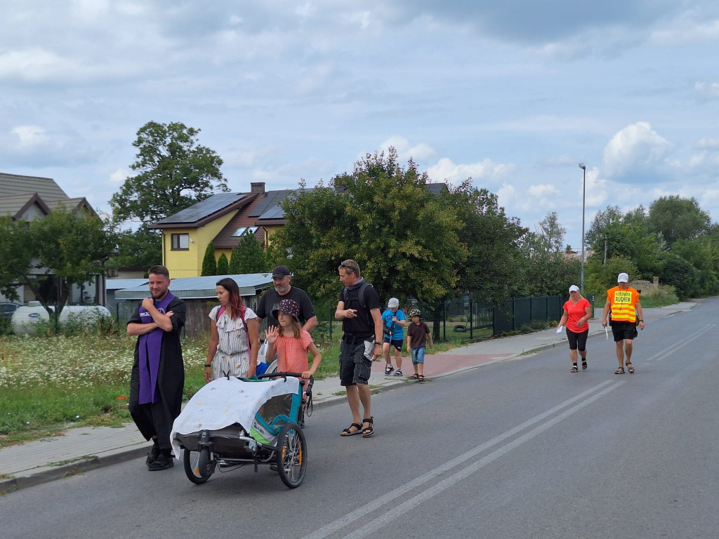 Pielgrzymi ugoszczeni w Strachowie