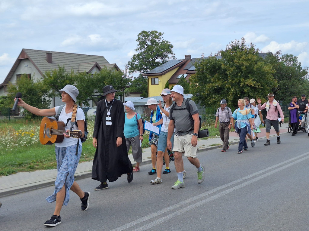 Pielgrzymi ugoszczeni w Strachowie
