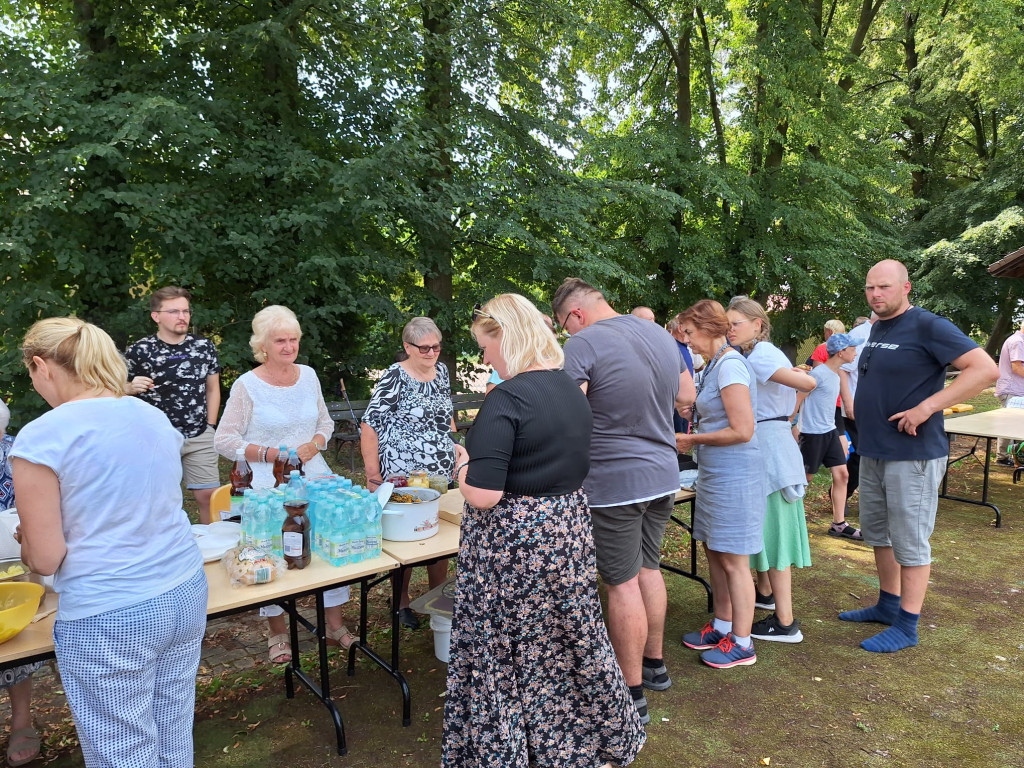 Pielgrzymi ugoszczeni w Strachowie