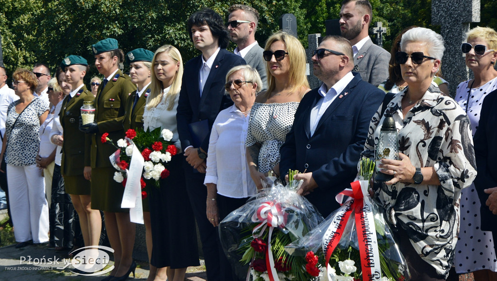 Cześć i chwała bohaterom!