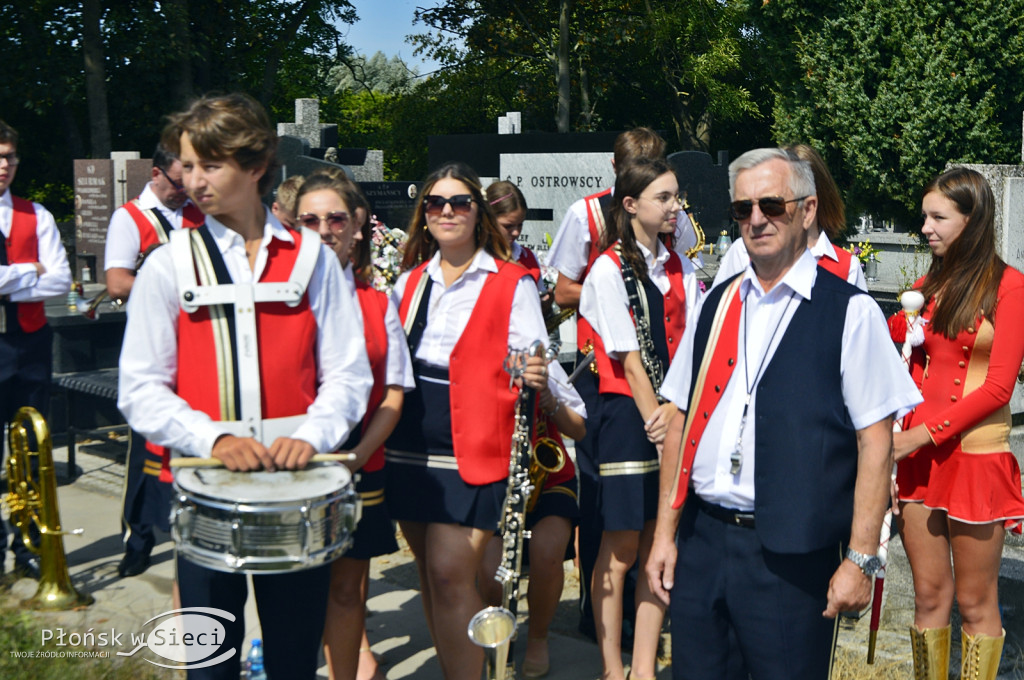 Cześć i chwała bohaterom!