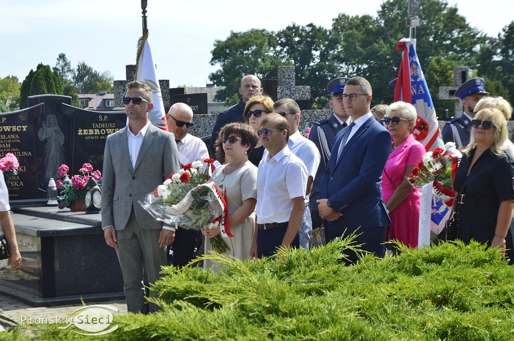 Cześć i chwała bohaterom!