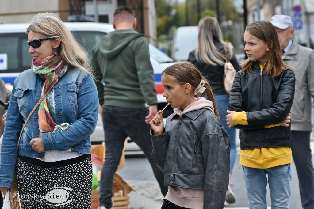 Płońszczanie na miejskim rynku - DPM dzień I