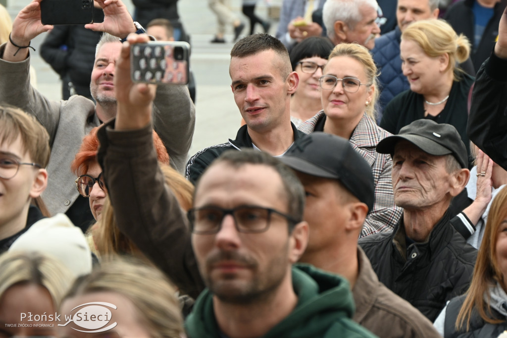 Płońszczanie na miejskim rynku - DPM dzień I