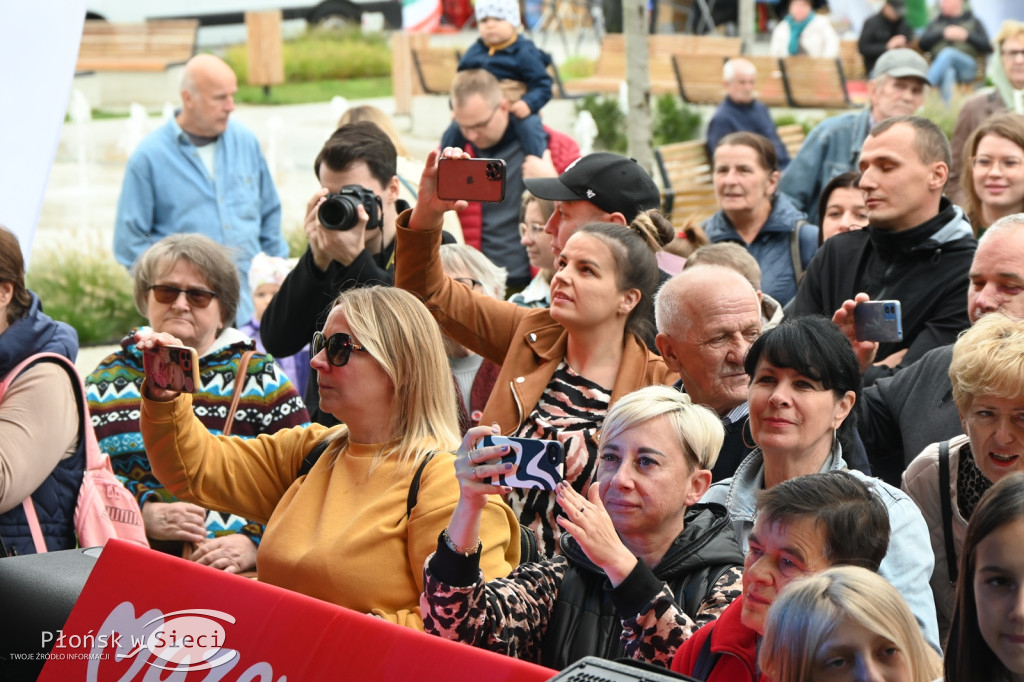 Płońszczanie na miejskim rynku - DPM dzień I