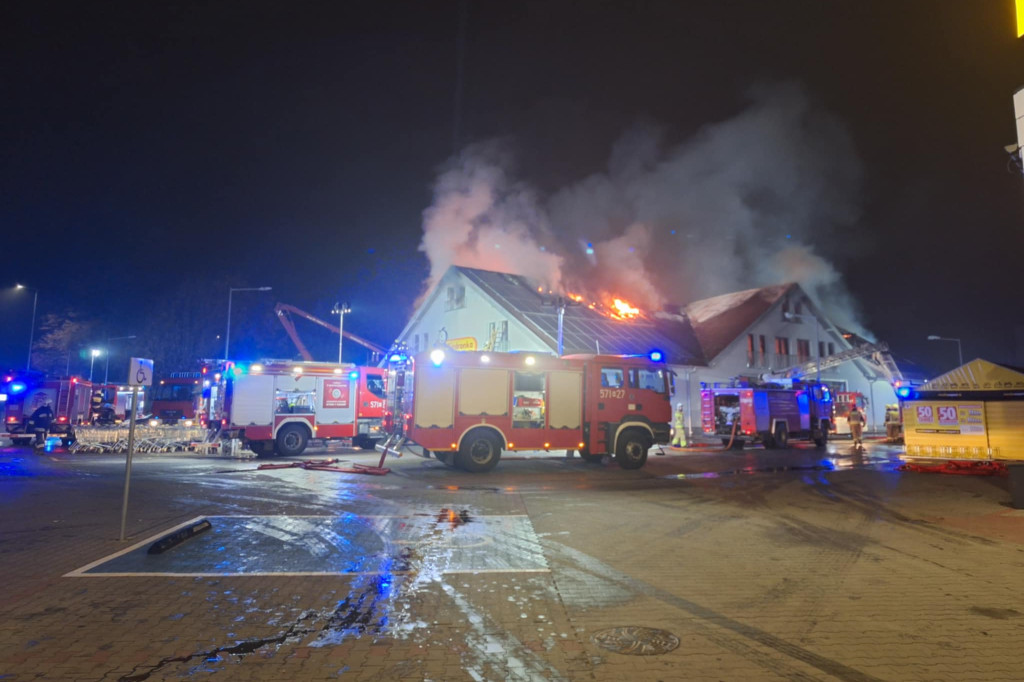 Pożar płońskiego sklepu Biedronka