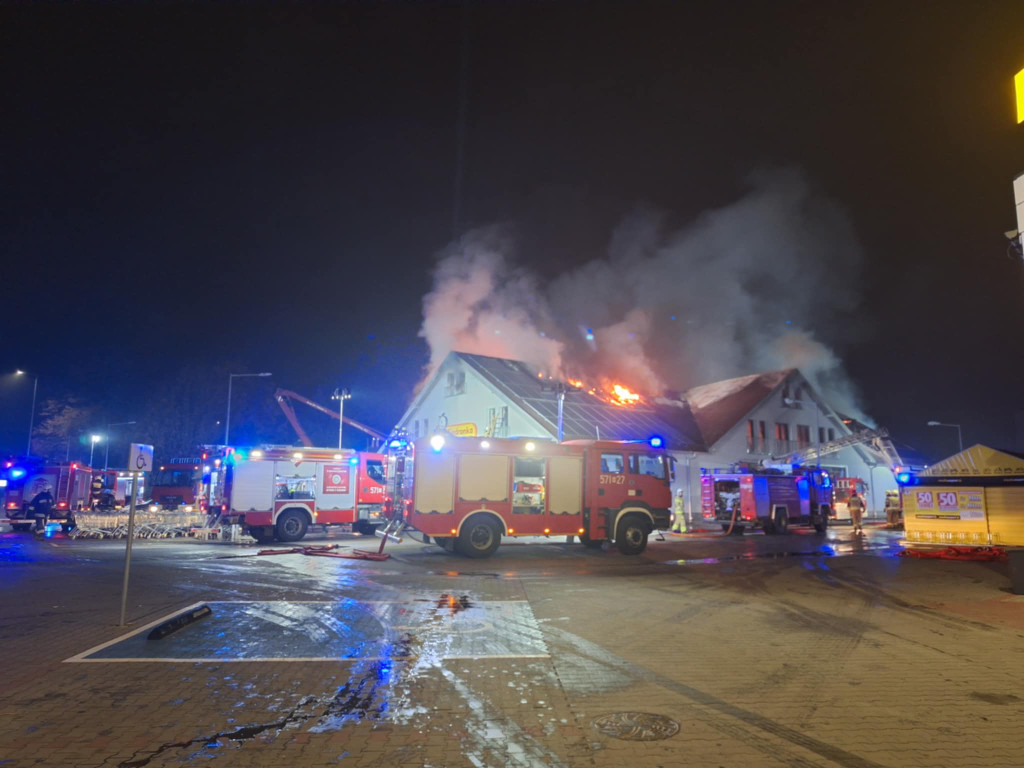 Pożar płońskiego sklepu Biedronka