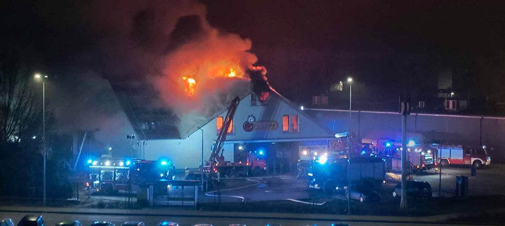 Pożar płońskiego sklepu Biedronka