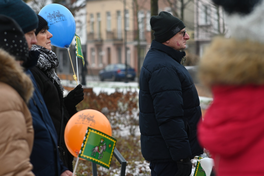 Orszakowy korowód z Pułtuskiej do kościoła