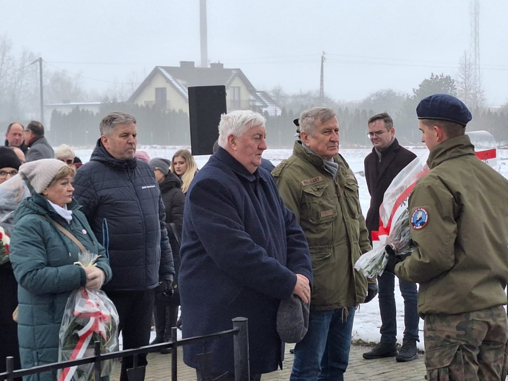 Uczcili pamięć ofiar zbrodni na Piaskach