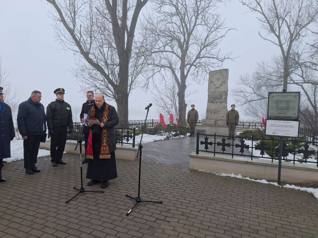 Uczcili pamięć ofiar zbrodni na Piaskach