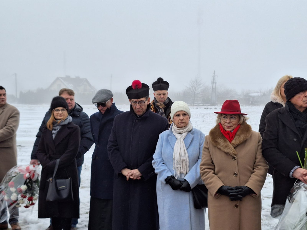 Uczcili pamięć ofiar zbrodni na Piaskach