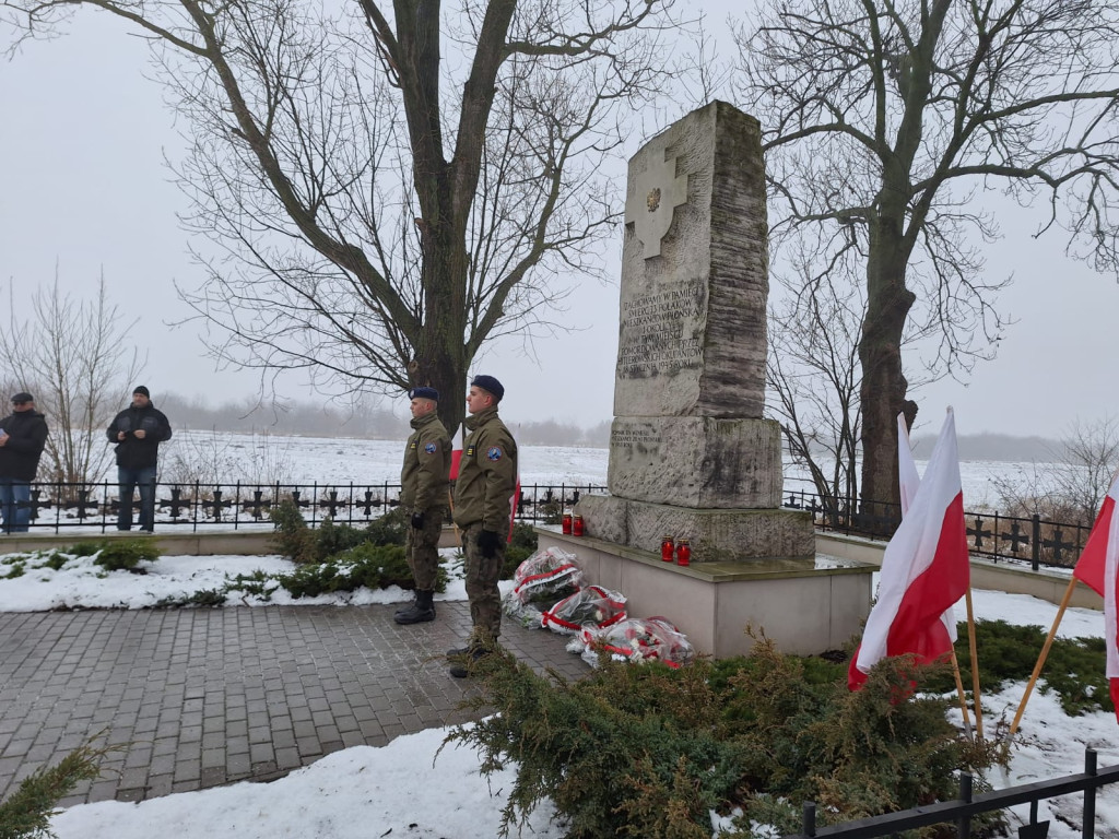 Uczcili pamięć ofiar zbrodni na Piaskach