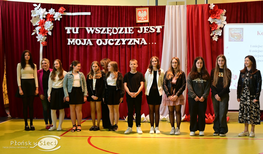 \'Bóg, Honor, Ojczyzna\'\' w \'czwórce\'