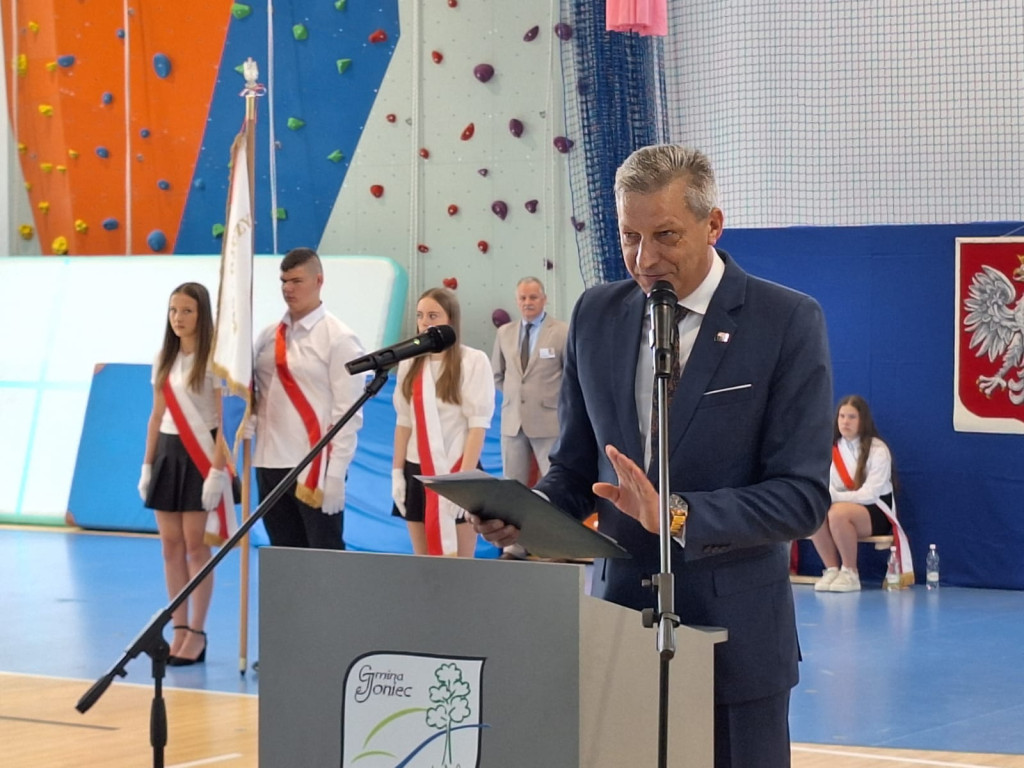 Uroczyste otwarcie hali sportowej w Jońcu
