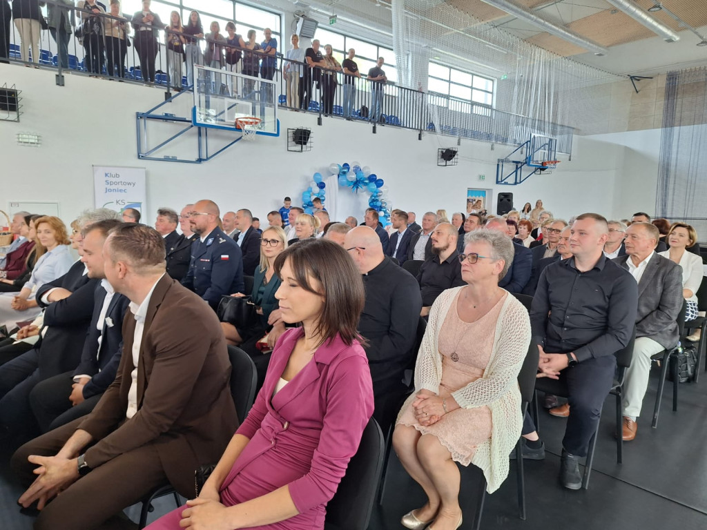 Uroczyste otwarcie hali sportowej w Jońcu