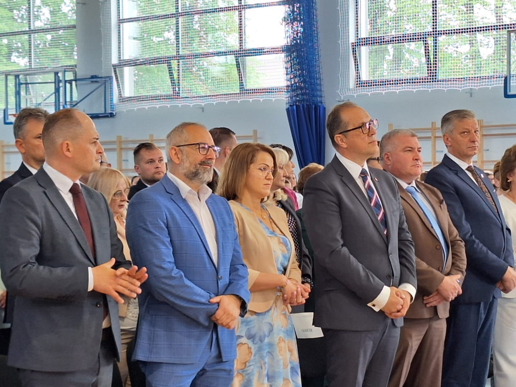Uroczyste otwarcie hali sportowej w Jońcu
