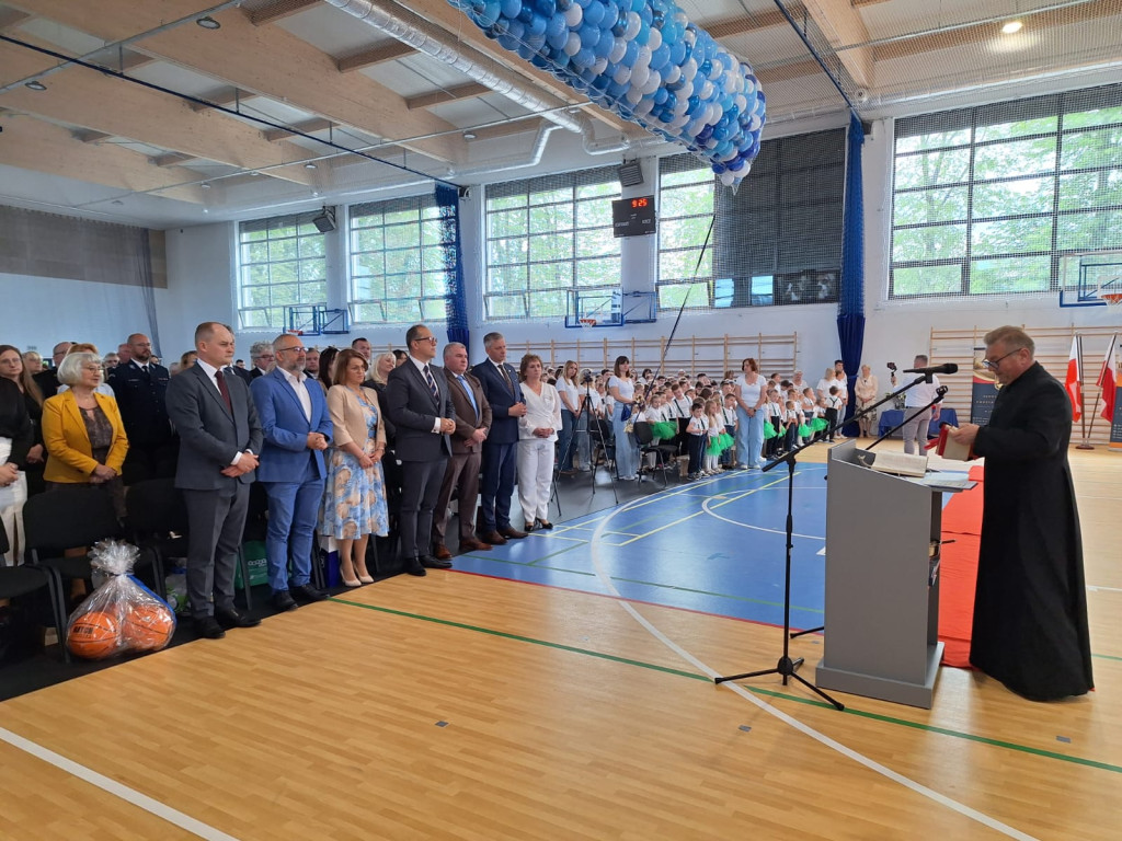 Uroczyste otwarcie hali sportowej w Jońcu