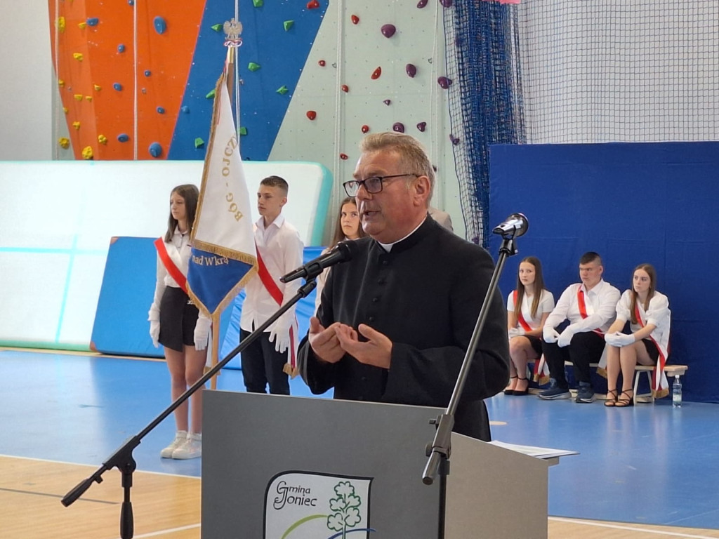 Uroczyste otwarcie hali sportowej w Jońcu