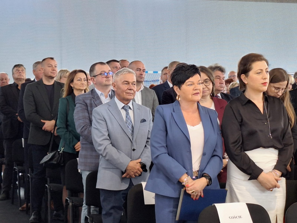 Uroczyste otwarcie hali sportowej w Jońcu