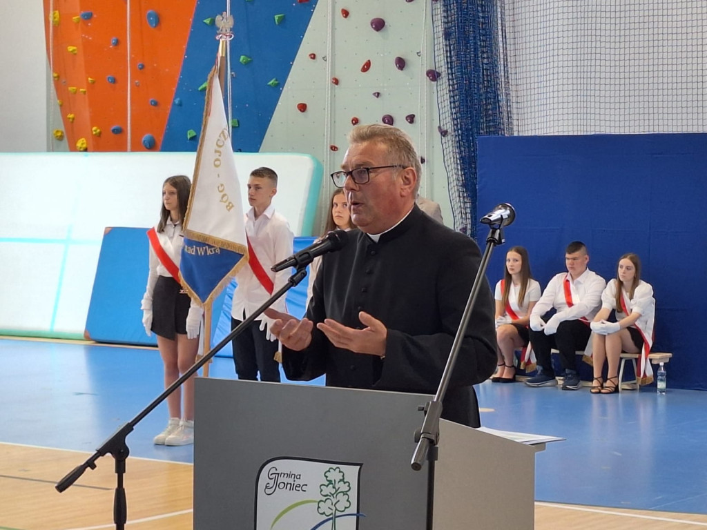 Uroczyste otwarcie hali sportowej w Jońcu