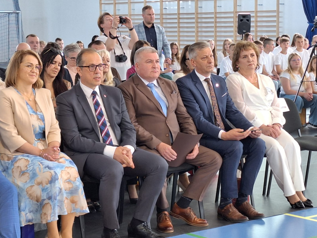 Uroczyste otwarcie hali sportowej w Jońcu