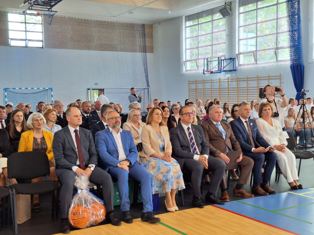 Uroczyste otwarcie hali sportowej w Jońcu