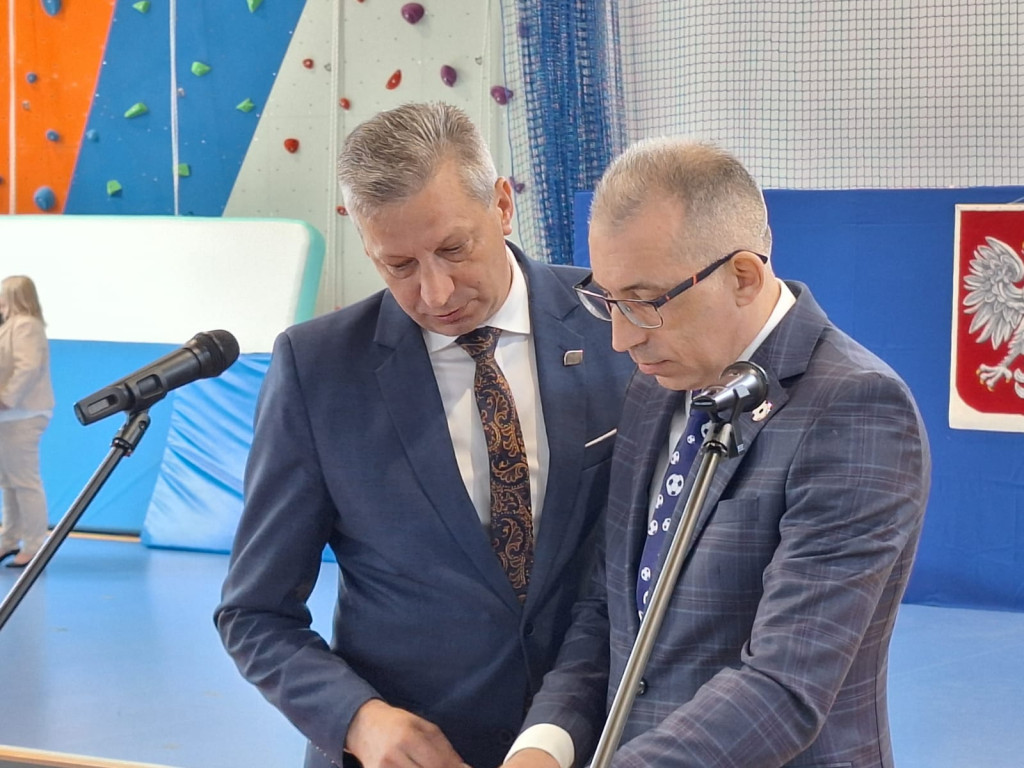 Uroczyste otwarcie hali sportowej w Jońcu