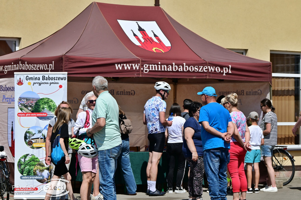 Na rowerach prosto na piknik