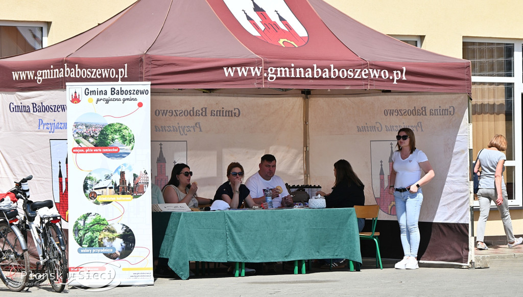 Na rowerach prosto na piknik