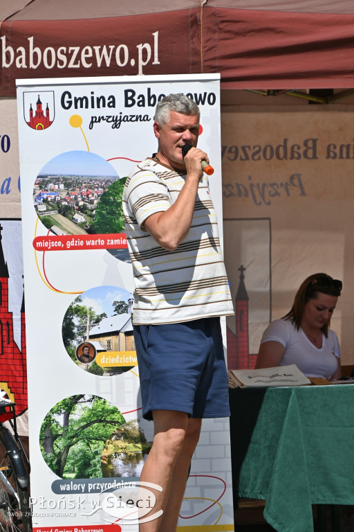 Na rowerach prosto na piknik
